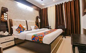 Fabhotel Nature Peace